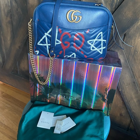 Gucci Handbags - TRADED😍Gucci Rare GG Marking ghost Crossbody Chain Leather Bag Navy